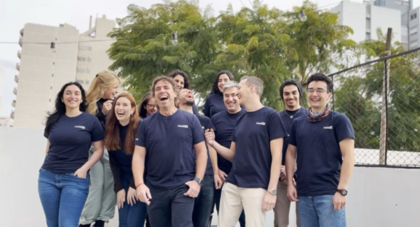 Trabajo en Equipo, Cultura Laboral y Ambiente Positivo en Naaloo HR